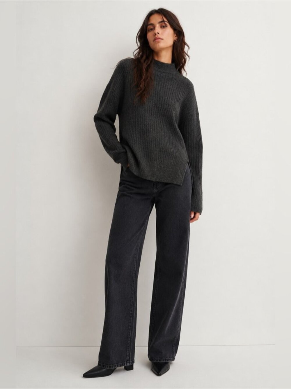 H&M Charcoal Gray Ribbed Mock Neck Sweater | XS